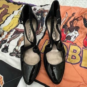 Moda Spana Patent Leather and Suede Stiletto Size 8